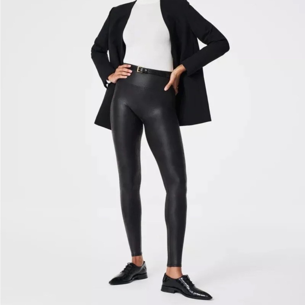 Spanx Faux‎ Leather Leggings Black Women’s Size M. NWOT